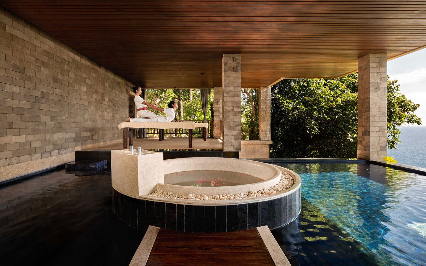 Spa Pool Suite - Paresa Resort