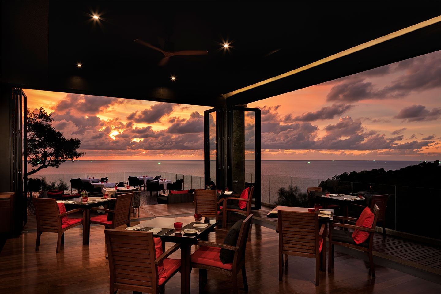 Talung Thai - Paresa Resort